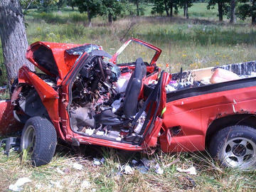 Truck Vs Tree - Police Department Photo - 9-1-2009.jpg