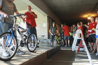 bike auction.jpg