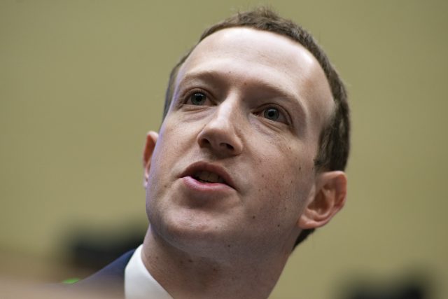 Mark-Zuckerberg-testifies-before-the-House-Committee-on-Energy-and-Commerce-April-11-2018-2-640x427.jpg