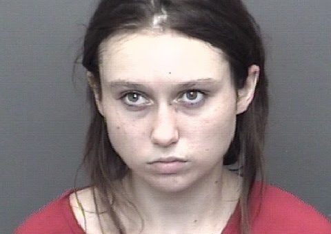Evansville woman arrested after allegedly fleeing 