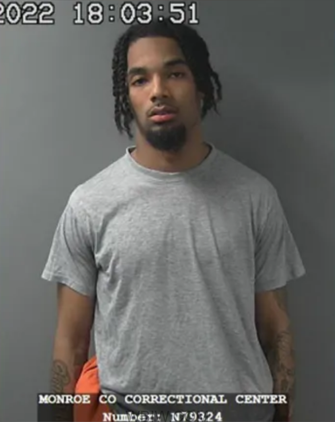 Former IU Football player pleads guilty to robbery resulting in bodily