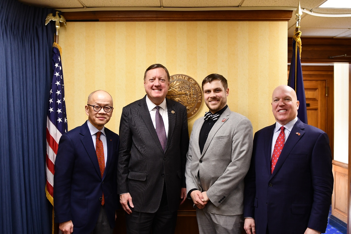 Indiana Senator Eric Koch strengthens ties with Canadian economic leaders