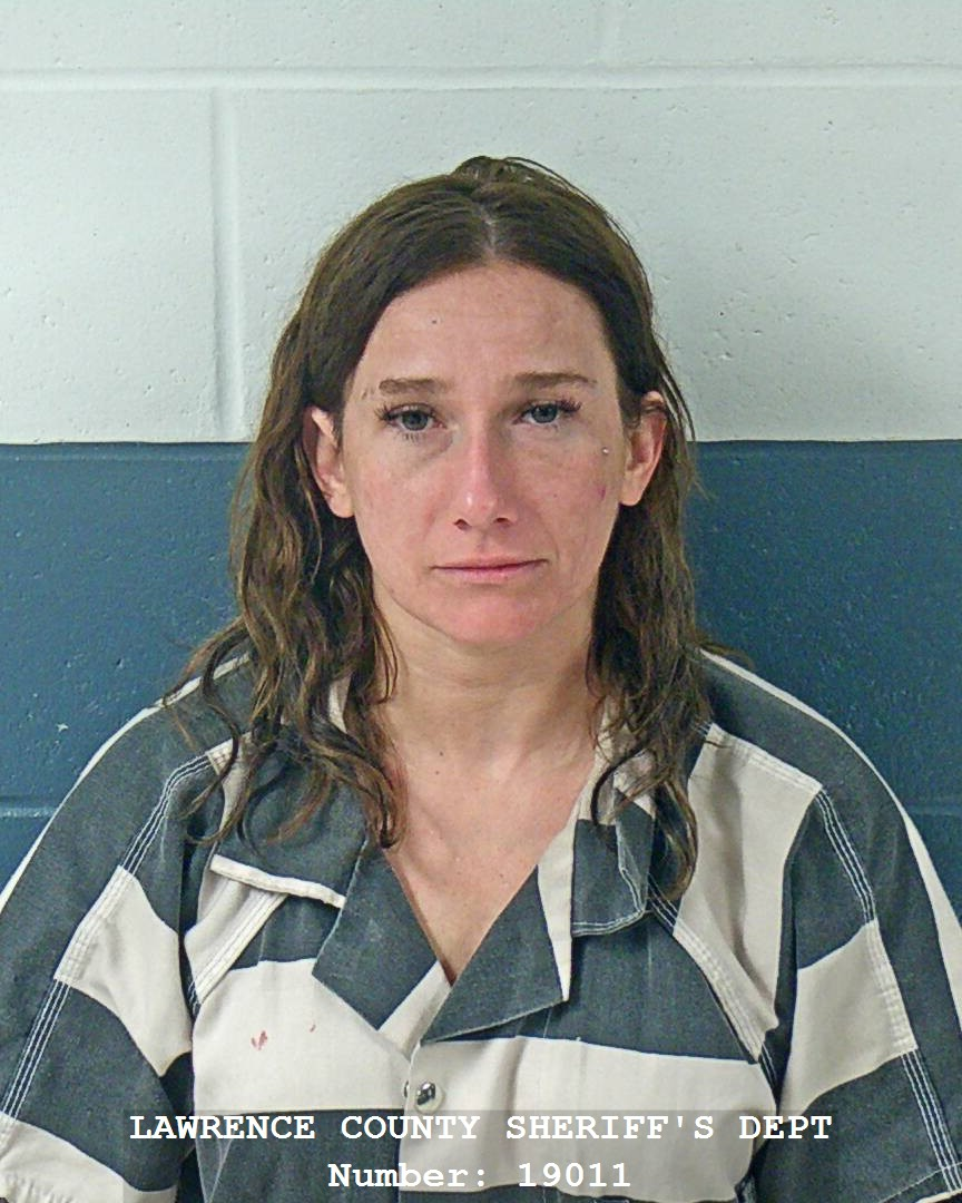 Late-night confrontation over ex-girlfriend leads to bloody trail, battery charges for Bedford woman