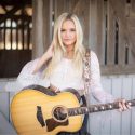 Indiana’s own Rachel Holt will perform at the Mitchell Opera House Aug. 15